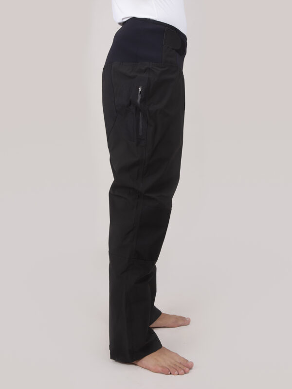 Pantalon tricapa semiseco