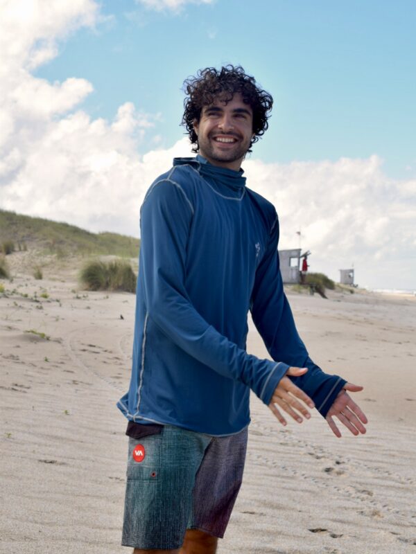 Lycra suelta con capucha