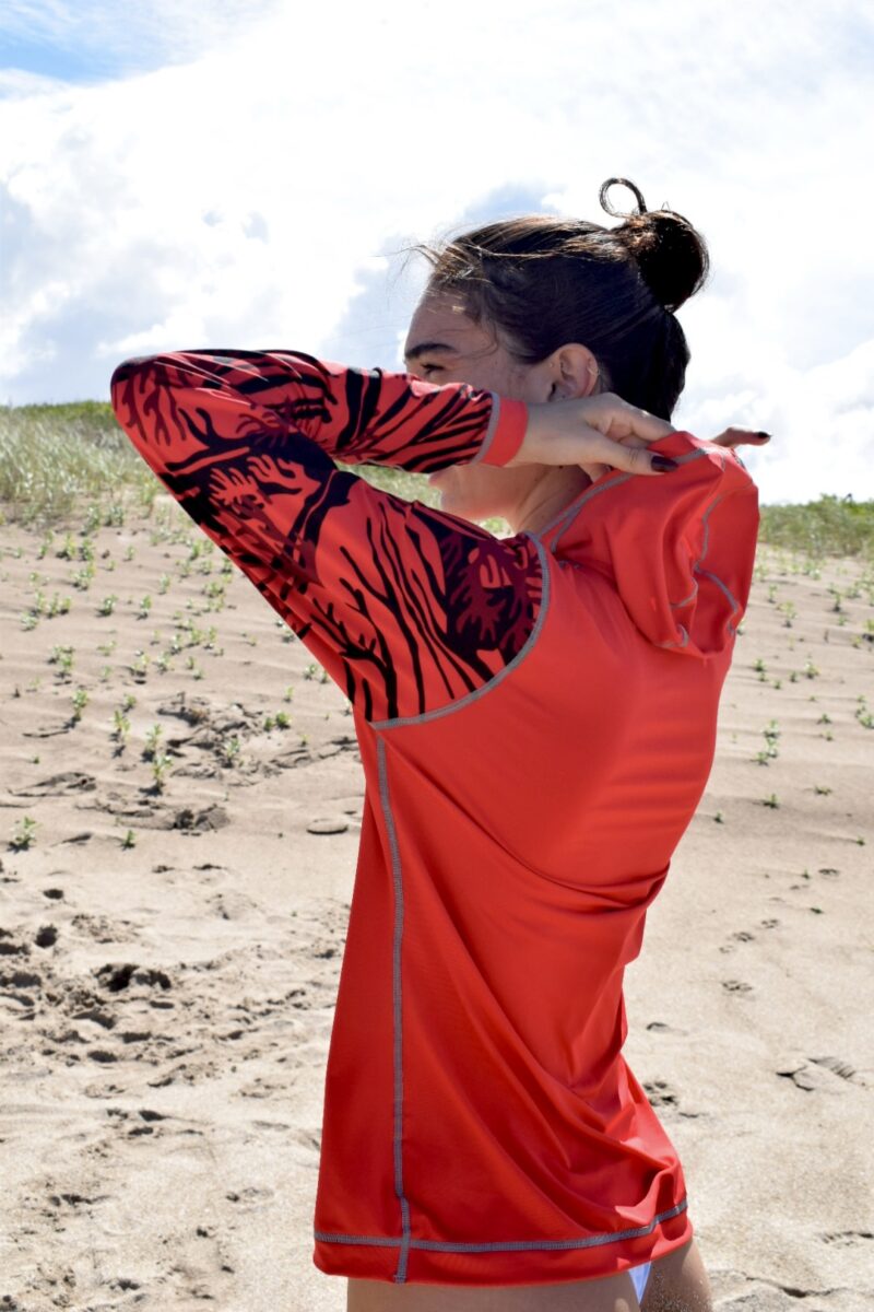 Lycra Con Capucha Scarlet