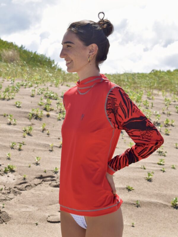 Lycra Con Capucha Scarlet